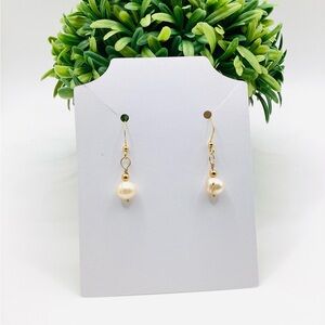 Freshwater Pearl Drop Earrings